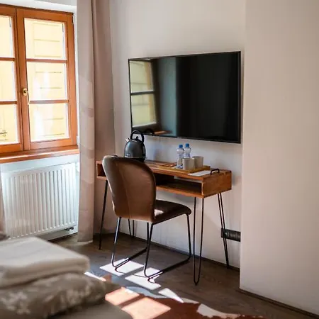 Jez&spi - Fialka Otel Sušice