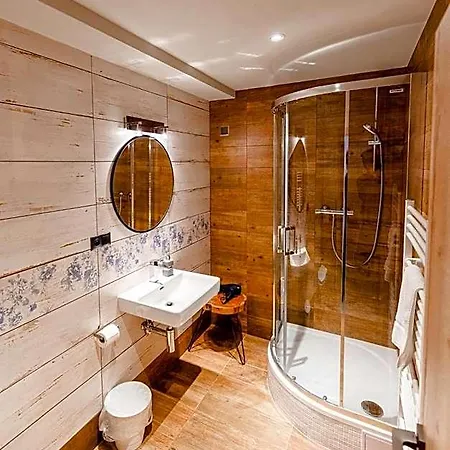 Jez&spi - Fialka 酒店 *