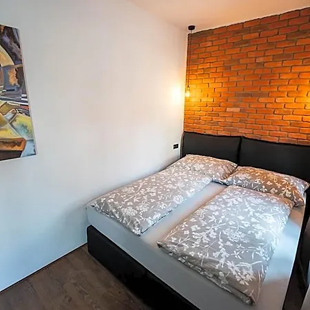 Jez&spi - Fialka 酒店